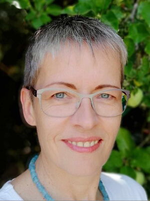 Dr. Bettina Nonnweiler