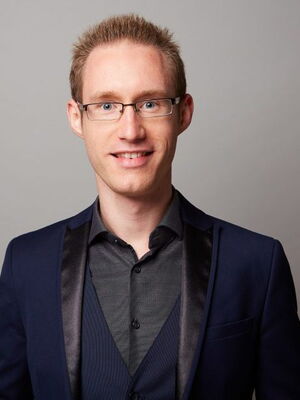 Dr. Sebastian Brand