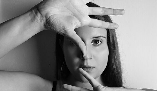 Wir.Improvisieren - Conversation with Oneself von Irena Petrovska im Rahmen der Veranstaltungsreihe „Wir. Gestalten.“ – Kunst, Dialog und Demokratie