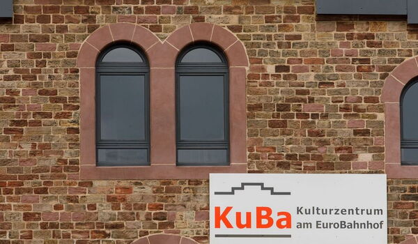 Außenansicht Gebäude KuBa
