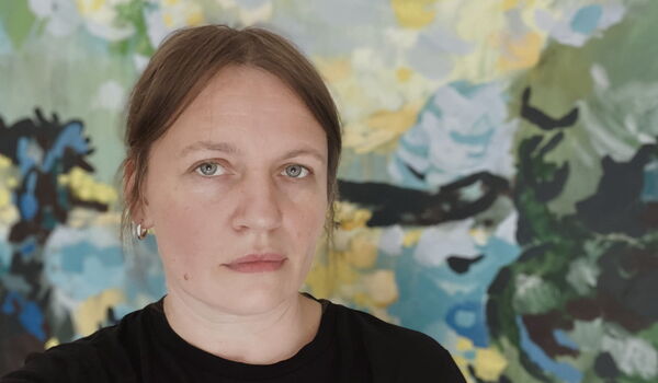 Lesung mit Irina (Iry) Rosenau Lesung im Rahmen der Veranstaltungsreihe „Wir. Gestalten.“ – Kunst, Dialog und Demokratie