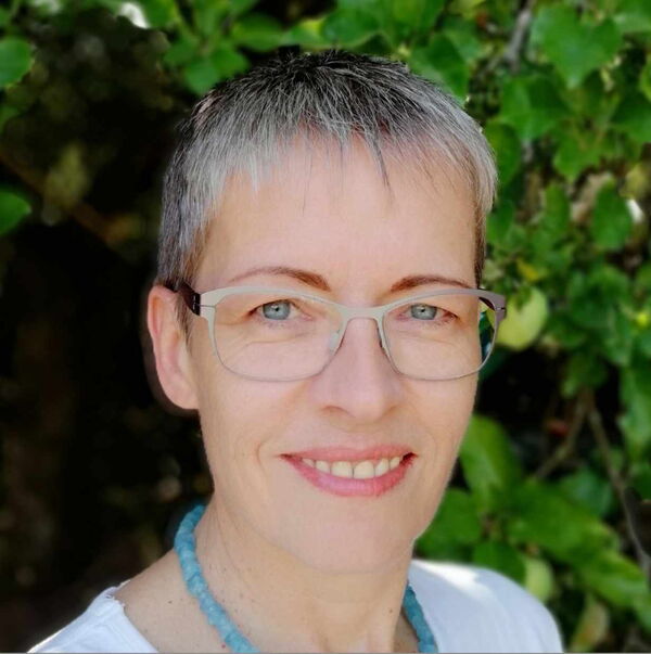 Dr. Bettina Nonnweiler