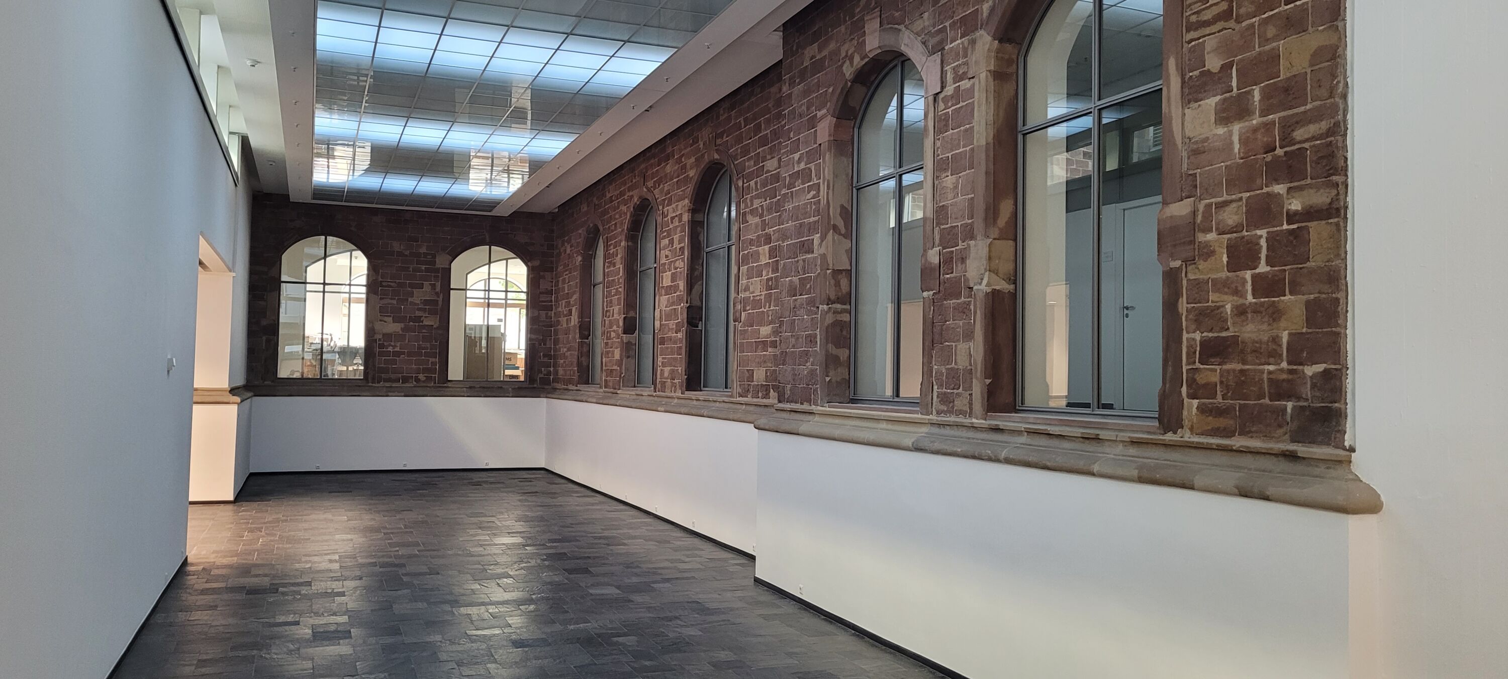 Erdgeschoss Hauptgebäude